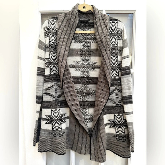 Vintage BCBGMAXAZRIA Y2K Southwestern Aztec Tribal Open Cardigan Sweater Size XL - Picture 12 of 12